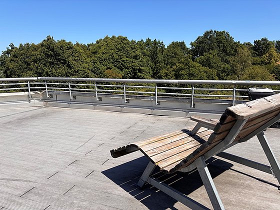 Bank mit Aussicht - Campus Grifflenberg - Bergische Universität Wuppertal