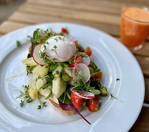 Salat in einem Restaurant in Wuppertal